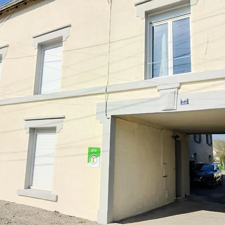 Les Loges De Véro - Duplex - Entièrement Climatisé - Rénové En 2024 - Classé 3 étoiles - Parking Privé - Garage Vélos Et Motos - 1 Et 1 Canapé Convertible - à 5 Min Du Centre De Verdun - Boulangerie Et Petite Restauration à Proximité Appartamento