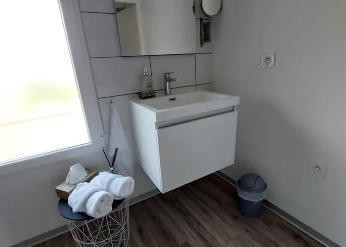 Les Loges De Vero Duplex , Neuf Classe 3 Etoiles - Garage Velo Et Moto - Parking Prive - 1 Et Un Canape Convertible - Gere Par Prestazen'services